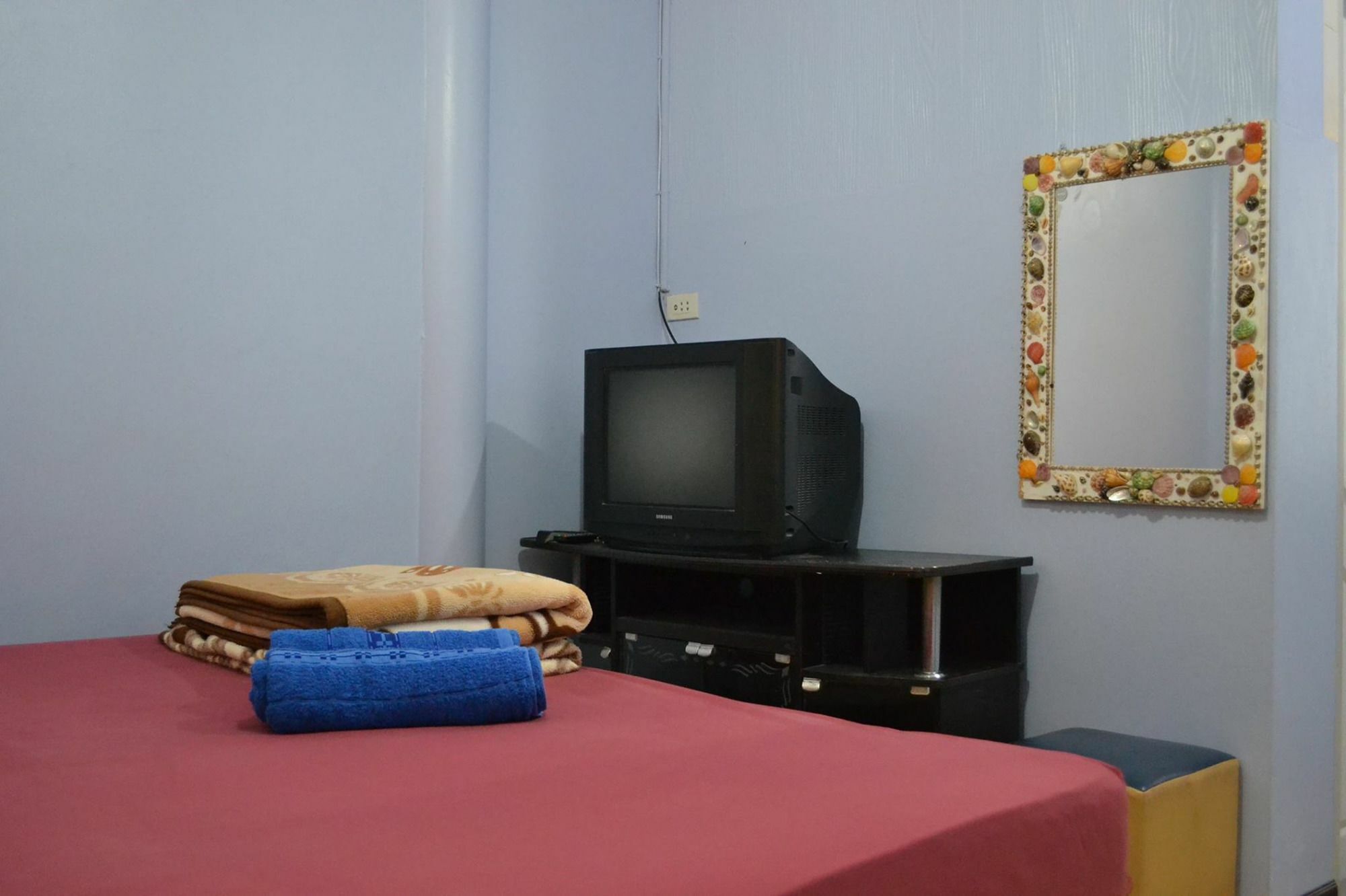 Benjaporn Bungalow Ко Си Чанг Екстериор снимка